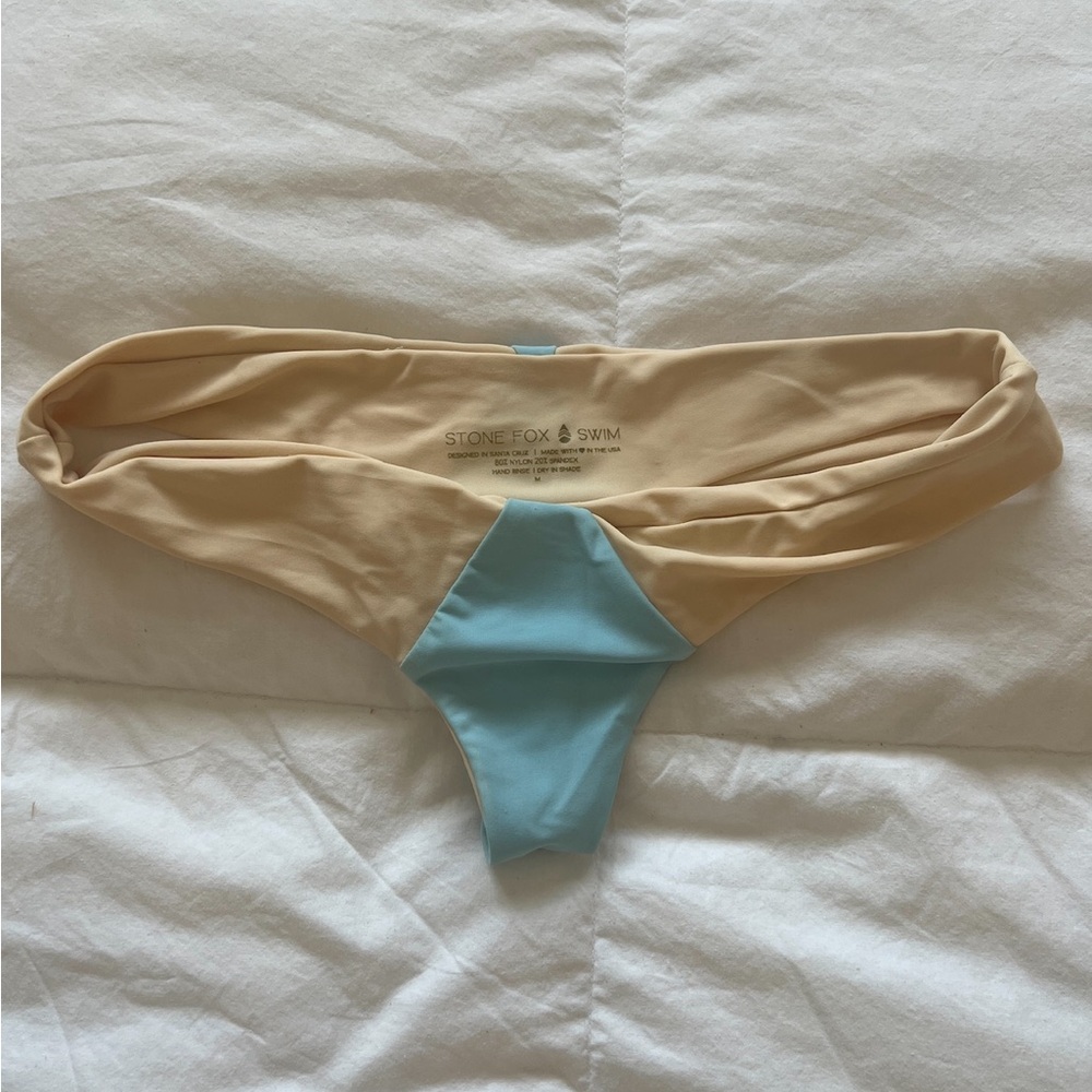 Stone fox swim size medium whale tale